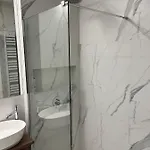 Warsaw Home Suites Apartman *