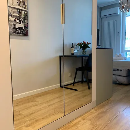 Warsaw Home Suites Apartament Warszawa