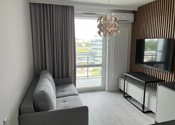 Warsaw Home Suites *