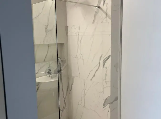 Warsaw Home Suites Apartament *