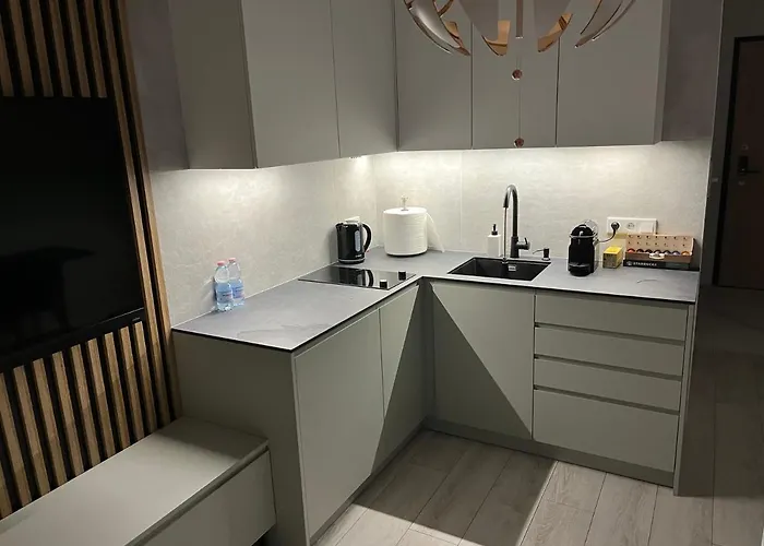 Warsaw Home Suites *