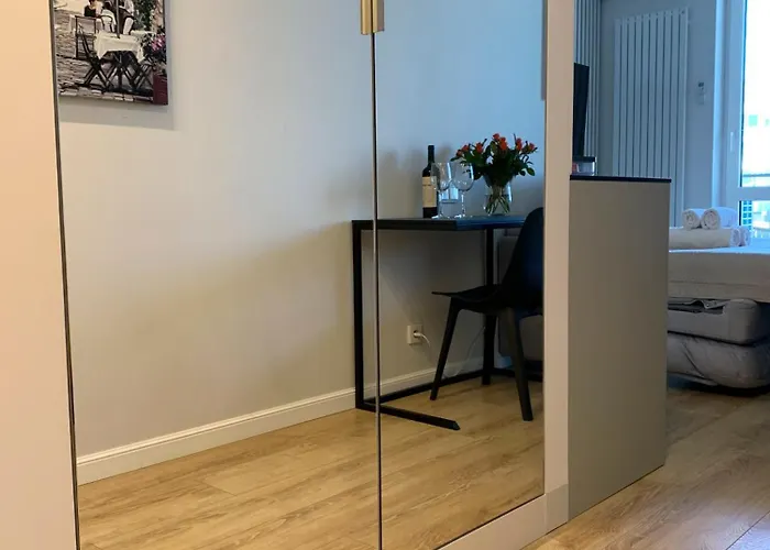 Warsaw Home Suites Apartament Warszawa