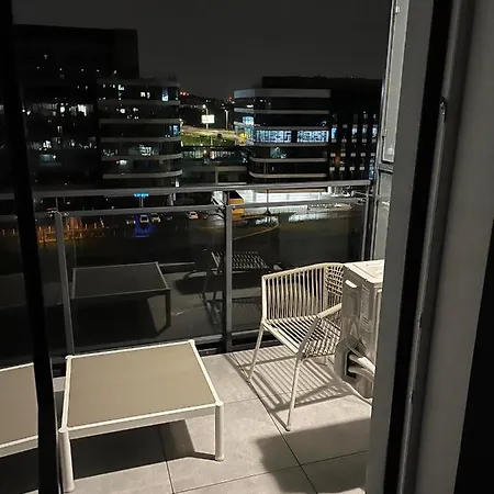 Warsaw Home Suites Apartamento *