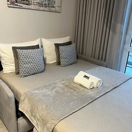 Warsaw Home Suites Lejlighed